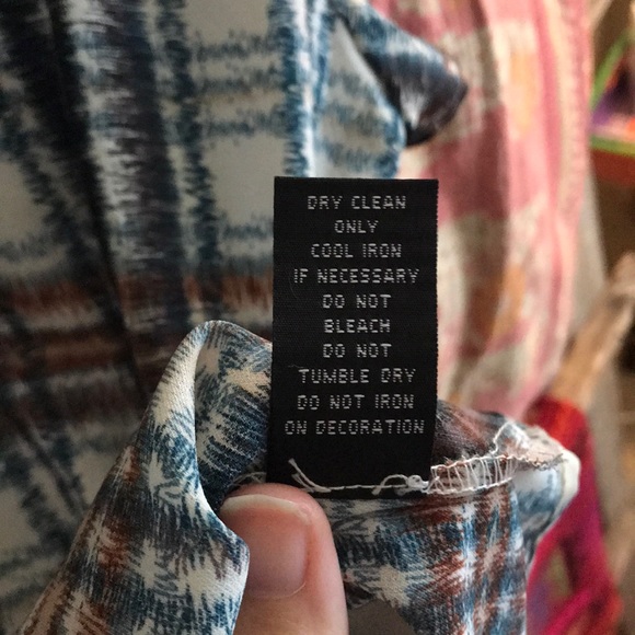 ANTHROPOLOGIE plaid Maeve top with unique back - Picture 5 of 6